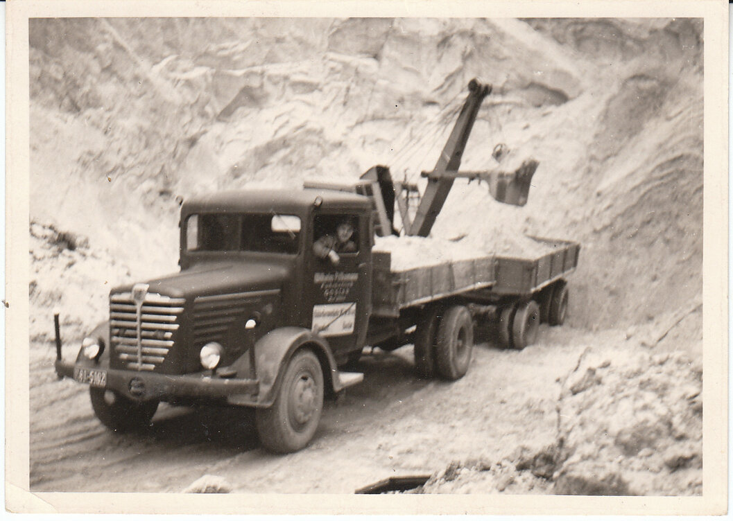 LKW Büssing mit Sand im Parardiesgrund Goslar